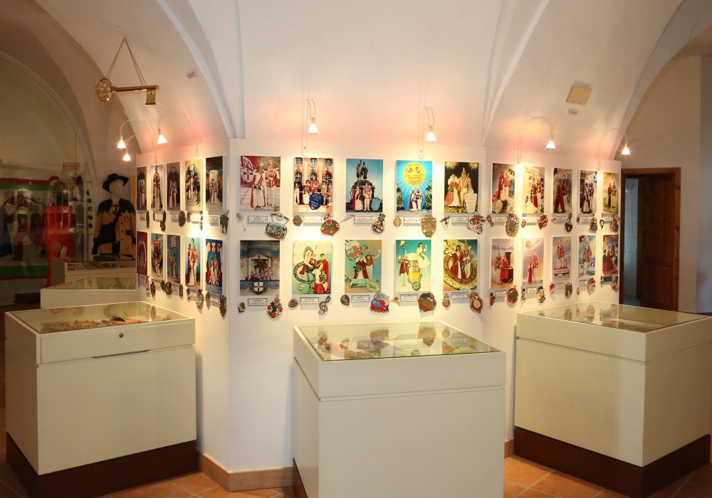 Blick in die Ausstellung des Rheinischen Fastnachtsmuseums